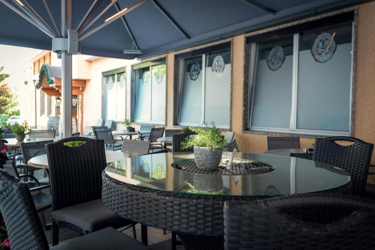Hotel Restaurant Stoecklwirt Sankt Johann im Pongau Zewnętrze zdjęcie